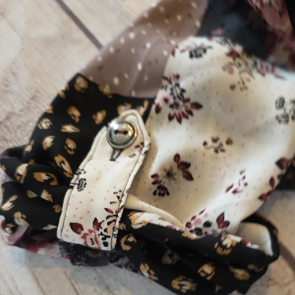 Maurices Floral Patchwork Blouse - Black, Cream, Pink - Picture 4 of 7